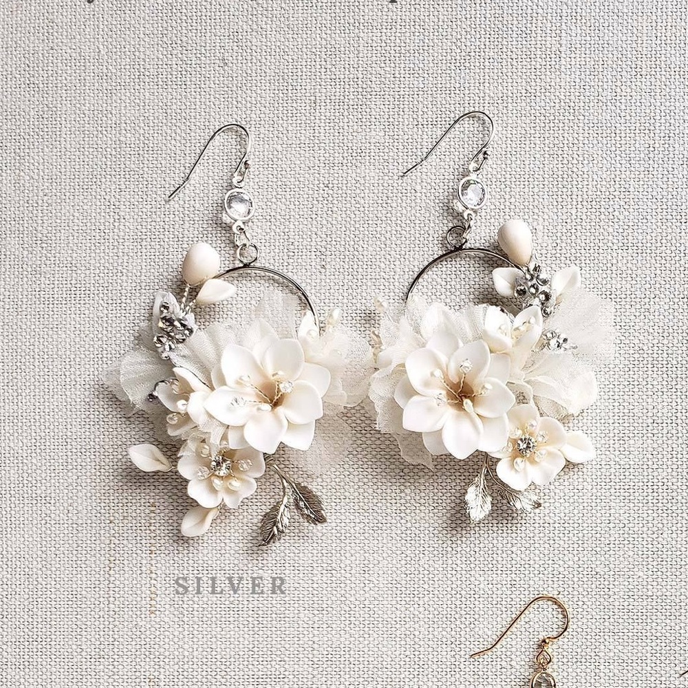Twigs & Honey Creamy Blossom Silk Flower Earrings